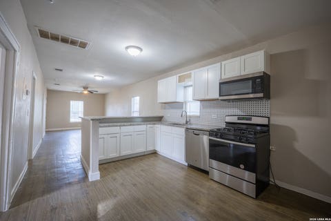 Tiny photo for 1731 HAYS ST, San Antonio, TX 78202 (MLS # 1997145)