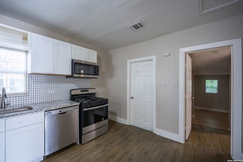 Tiny photo for 1731 HAYS ST, San Antonio, TX 78202 (MLS # 1997145)