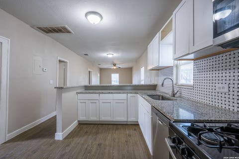 Tiny photo for 1731 HAYS ST, San Antonio, TX 78202 (MLS # 1997145)
