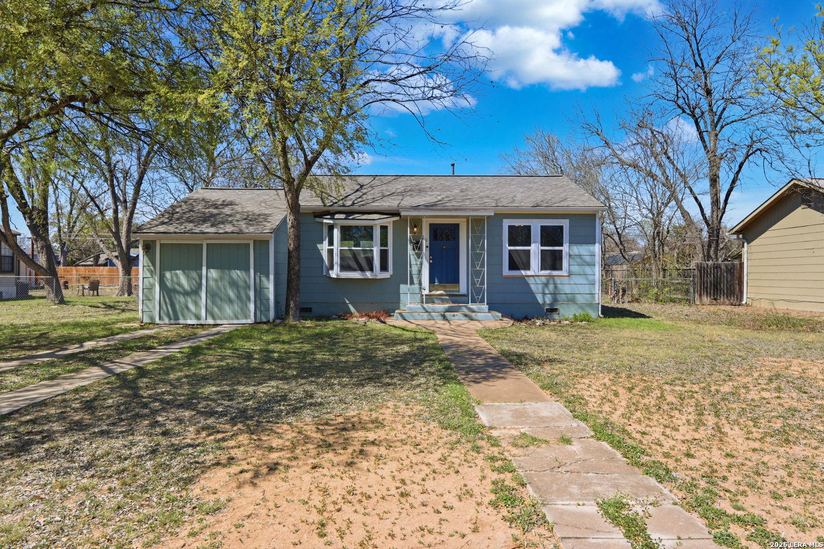 Photo 1 of 33 — 211 Brooks Ave, Schertz, TX 78154