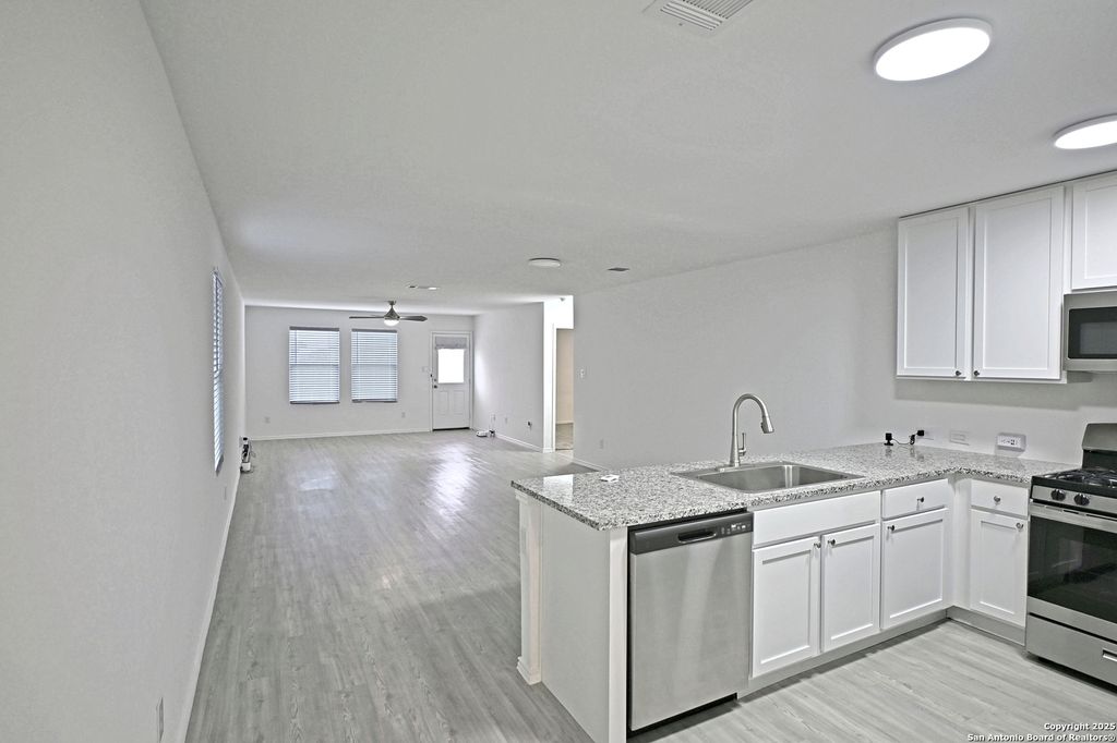 Photo of 5925 San Geronimo, Seguin, TX 78155 (MLS # 1927599)