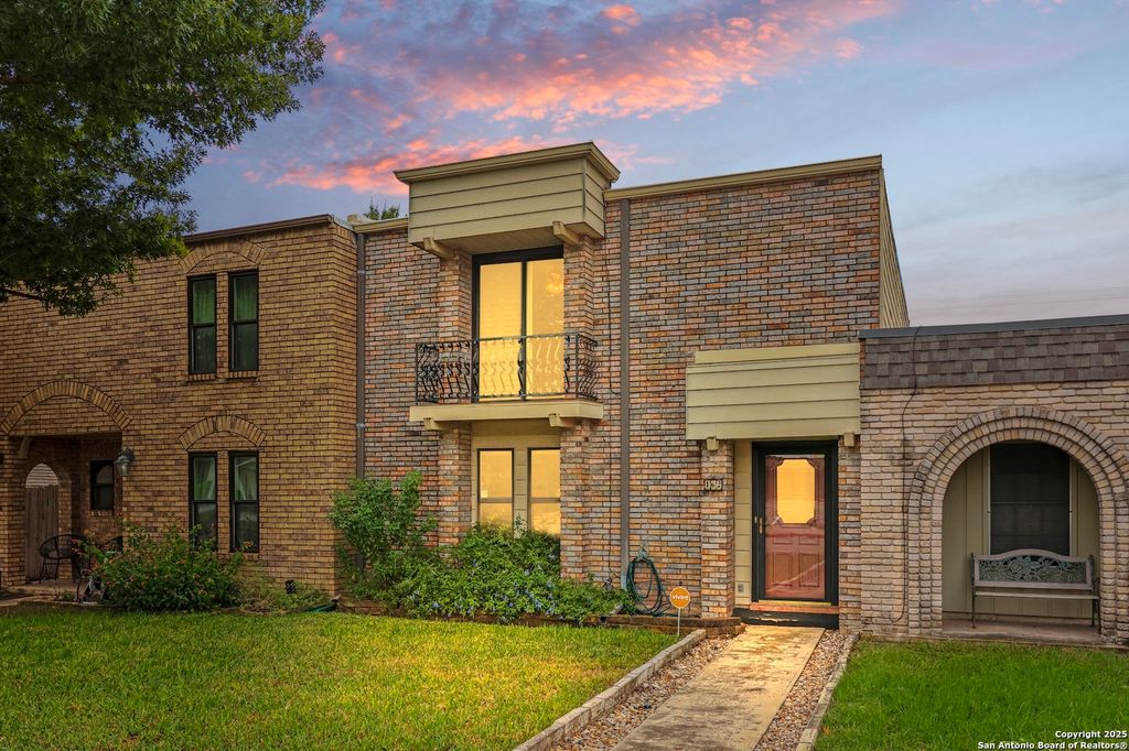 Photo of 162 Amistad, Universal City, TX 78148 (MLS # 1926653)