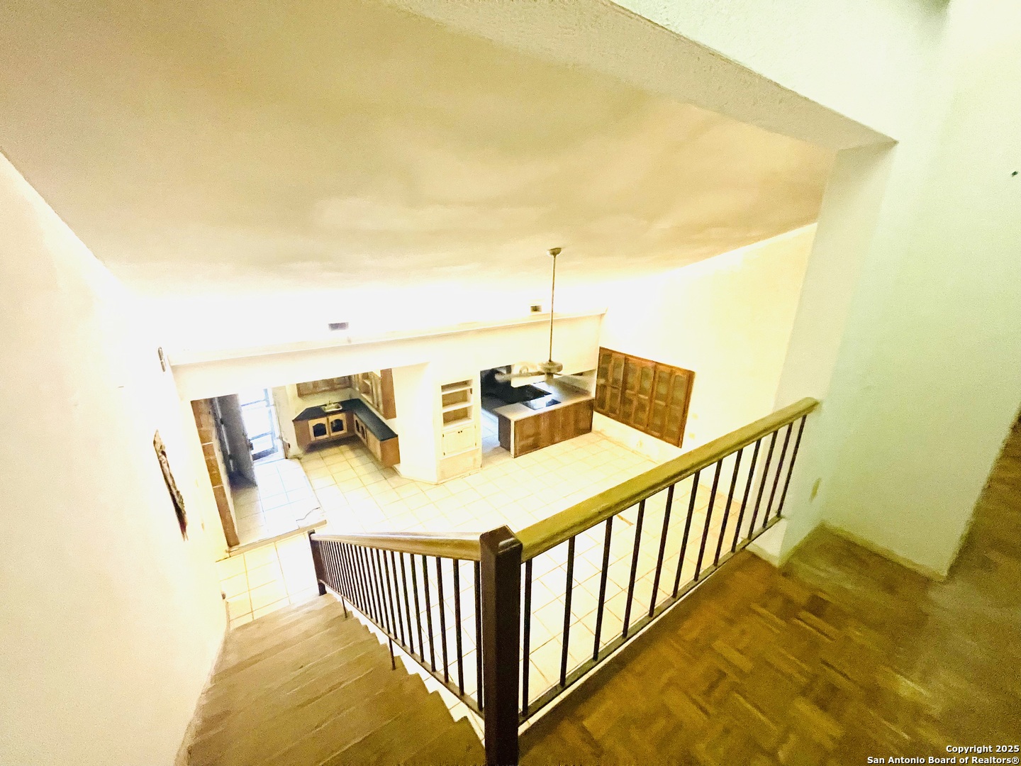 11411 Woollcott