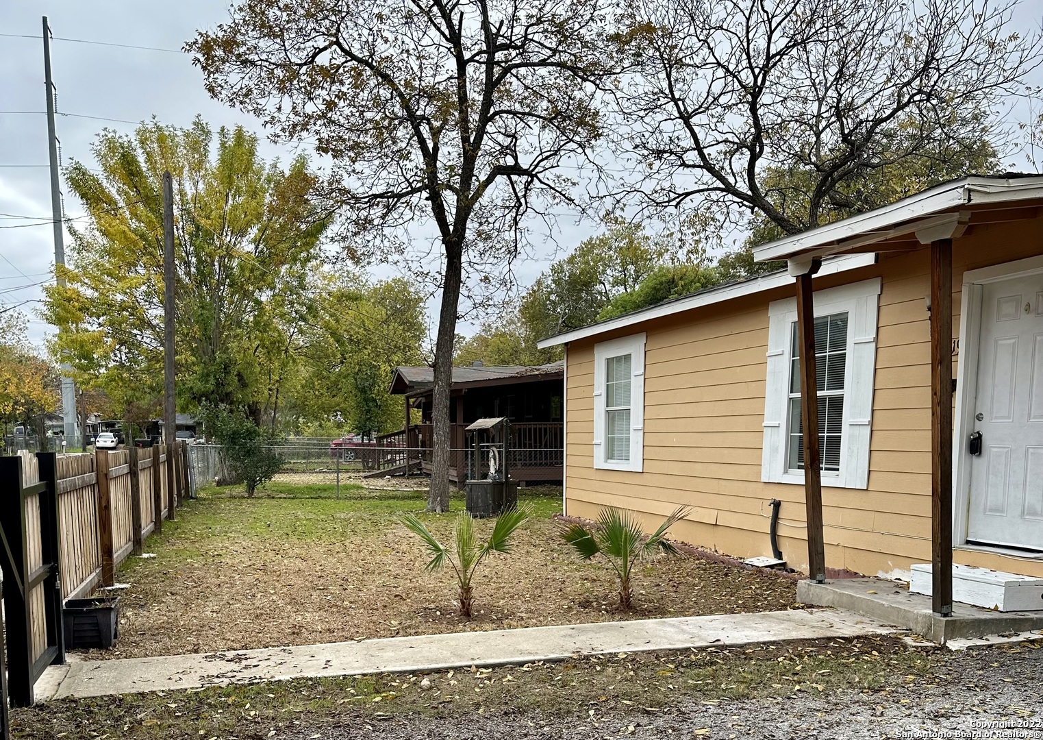Listing image 3
