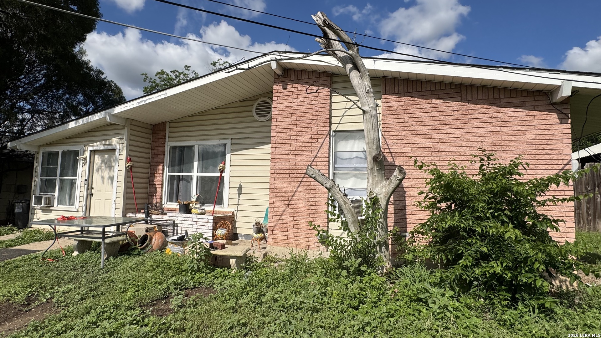 Photo 1 of 7 — 502 EARLYWAY DR, San Antonio, TX 78233