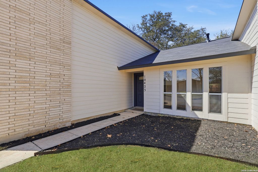 Photo of 10423 Rock Cove, Converse, TX 78109 (MLS # 1944706)