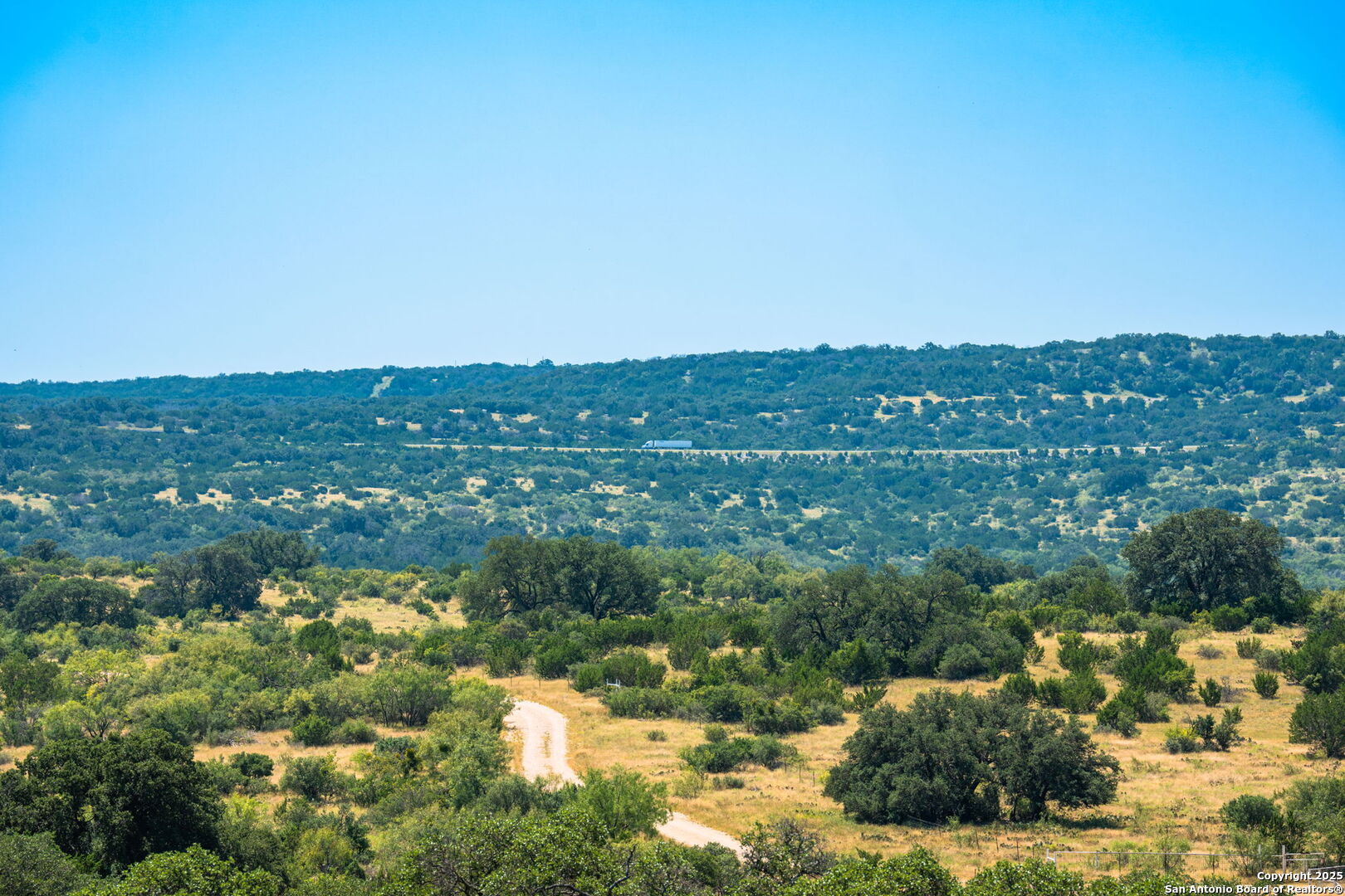 1075 Private Road 3523