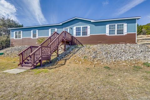 175 S Whisper Valley Ln, Kerrville, TX 78028 - #: 1848739