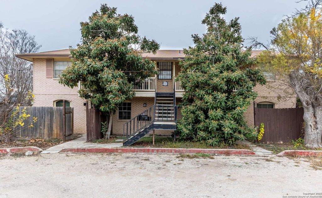 Photo of 1903 ANCHOR DR 1 #1, San Antonio, TX 78213 (MLS # 1930088)