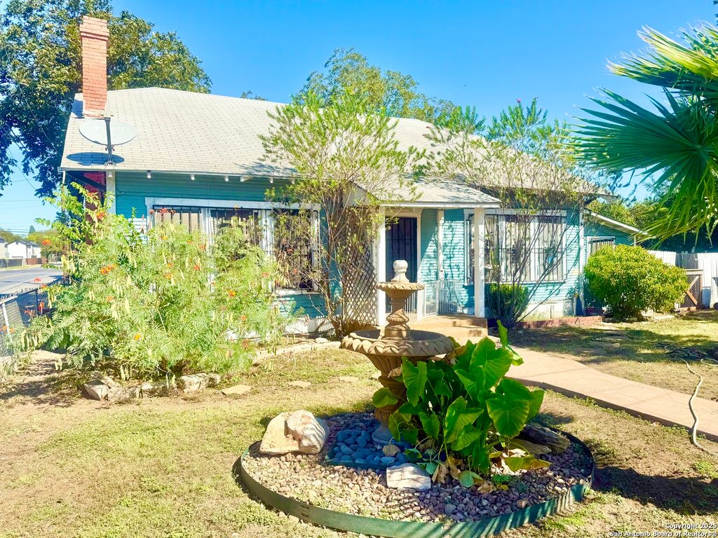 Photo of 1301 Denver, San Antonio, TX 78210 (MLS # 1916894)