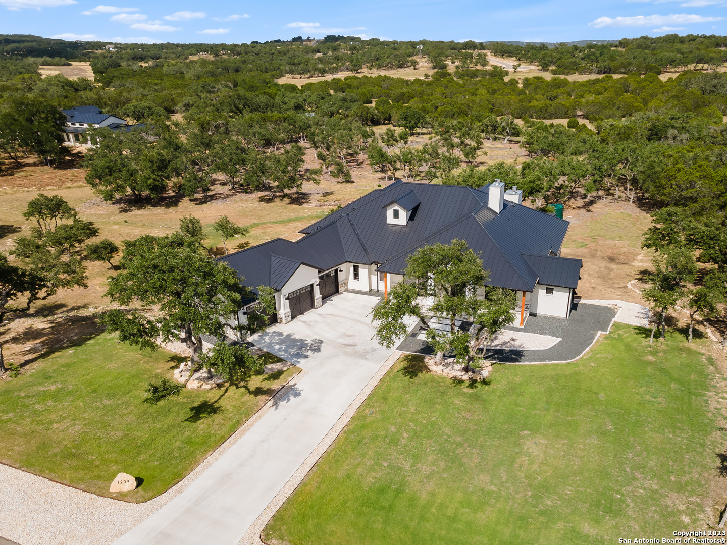 1209 adyson ridge