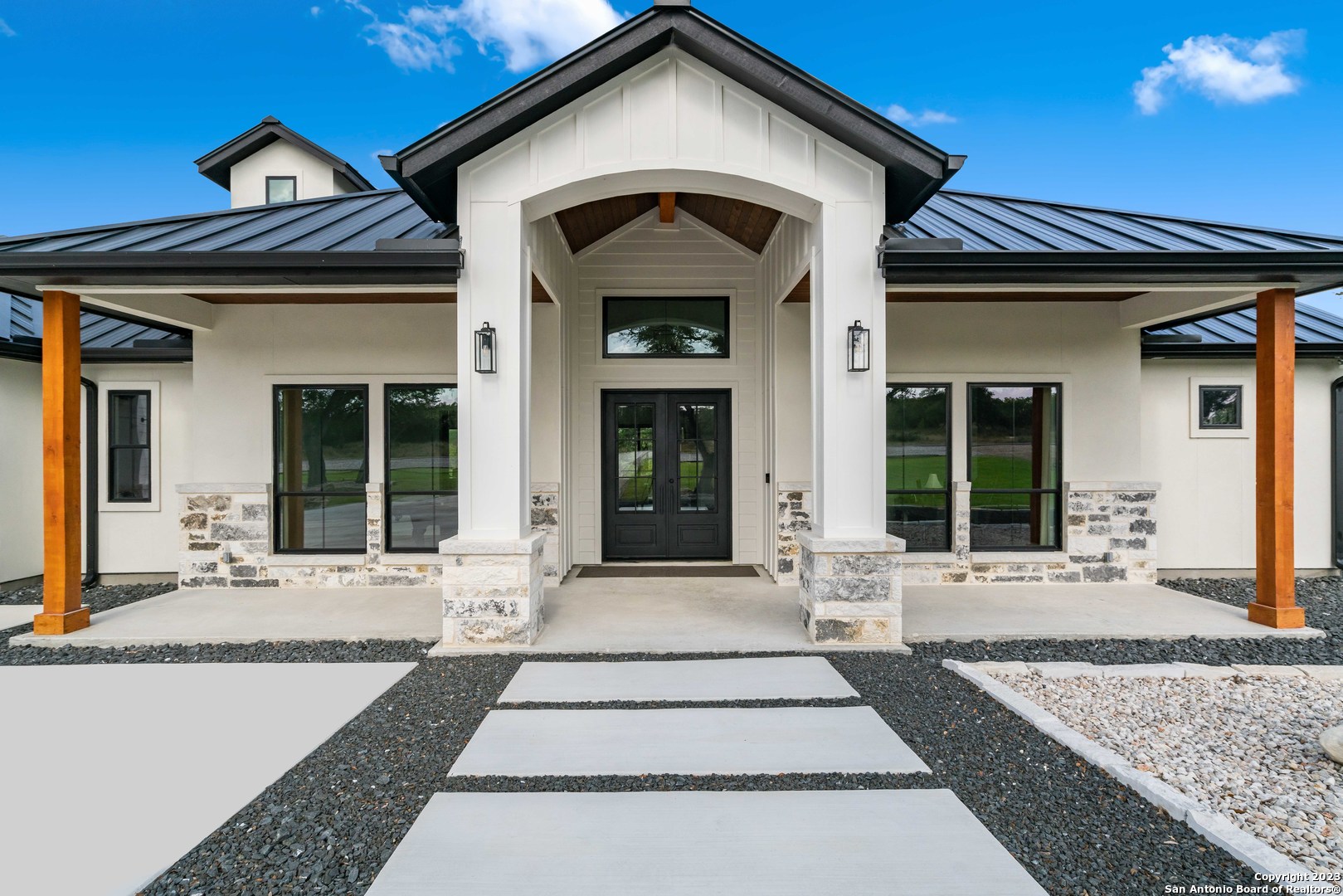 1209 adyson ridge