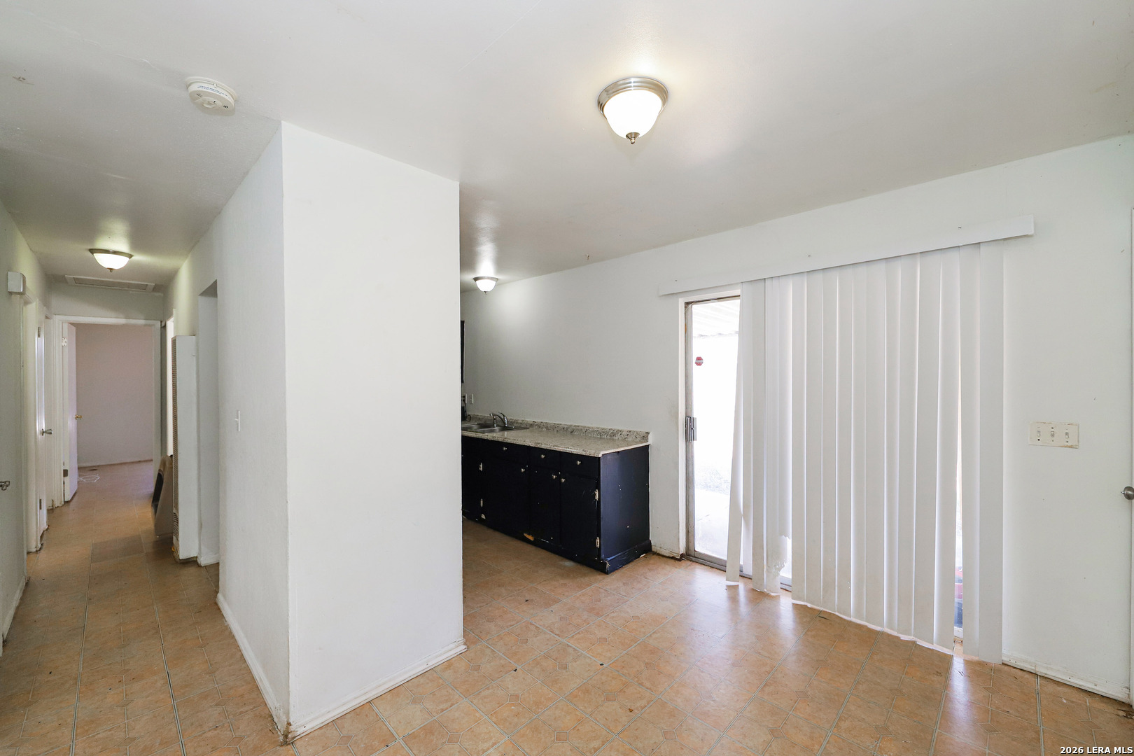 Search 8207 GLEN FOX