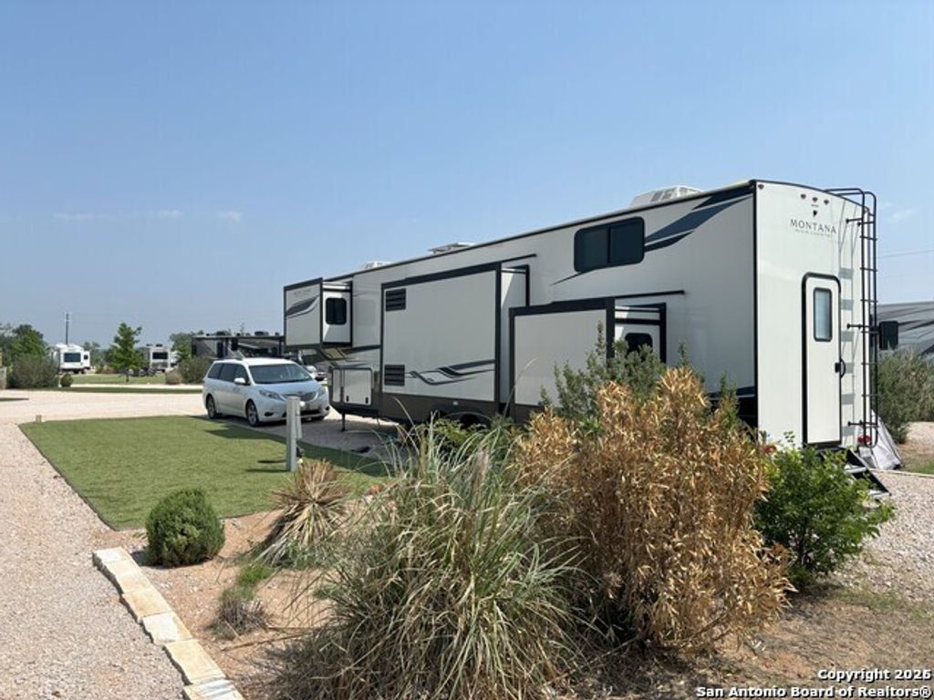 Photo of 4584 E US HWY 290 #286, Fredericksburg, TX 78624 (MLS # 1931198)