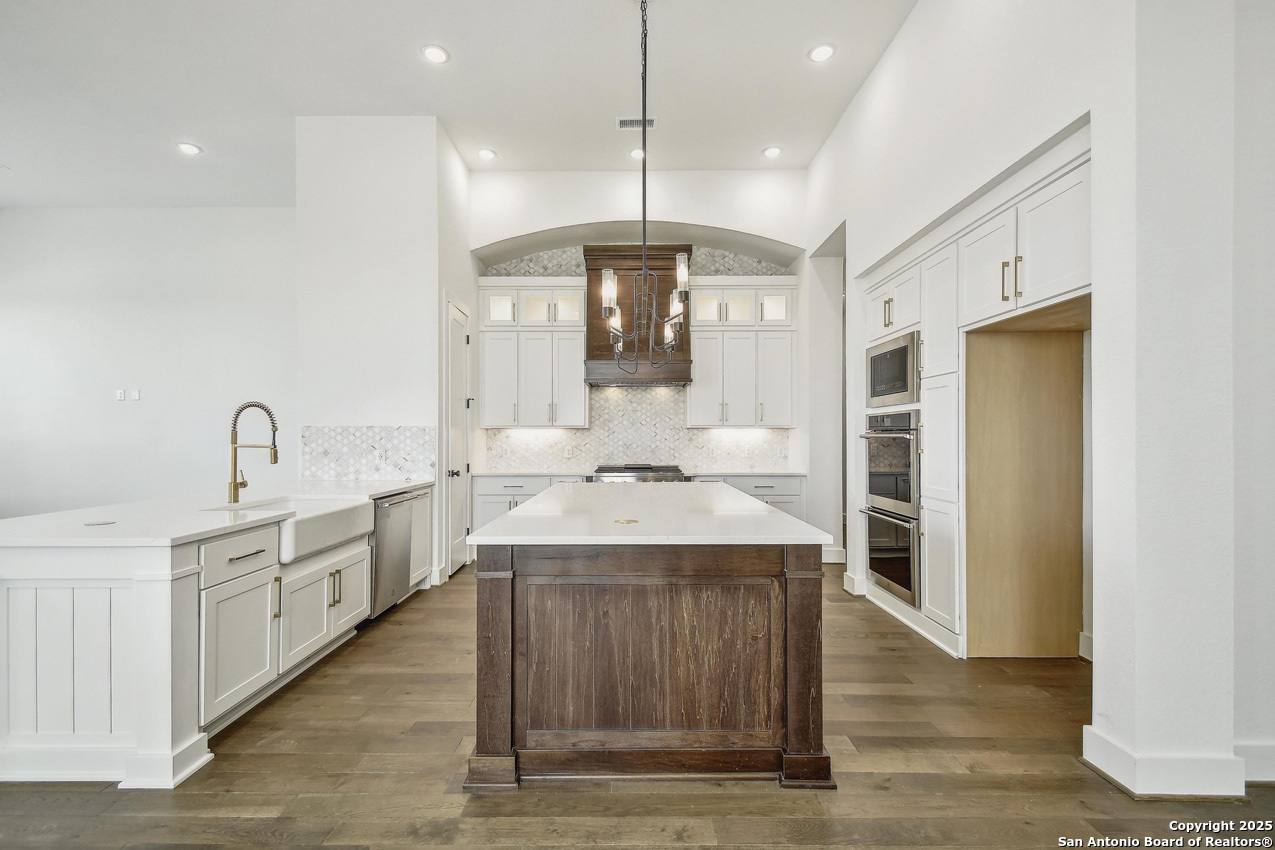 409 Dulce Vista