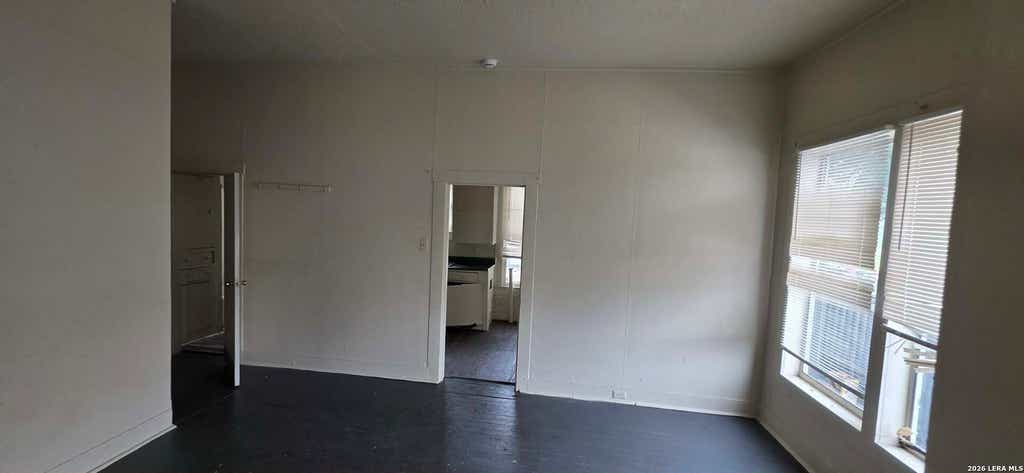 Photo of 1310 STEVES AVE, San Antonio, TX 78210 (MLS # 2001466)