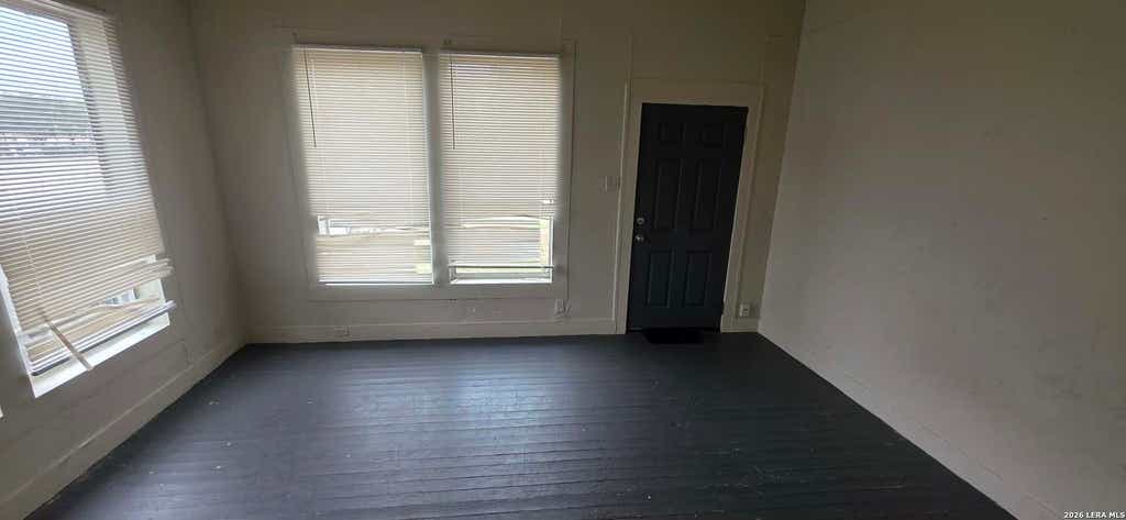 Photo of 1310 STEVES AVE, San Antonio, TX 78210 (MLS # 2001466)