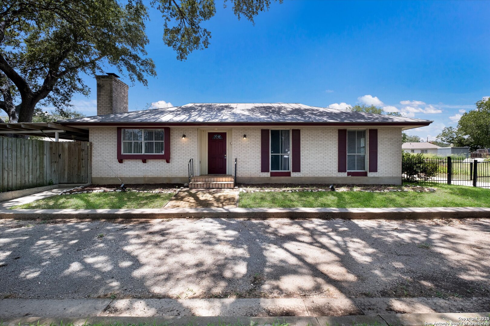 1305 G St.