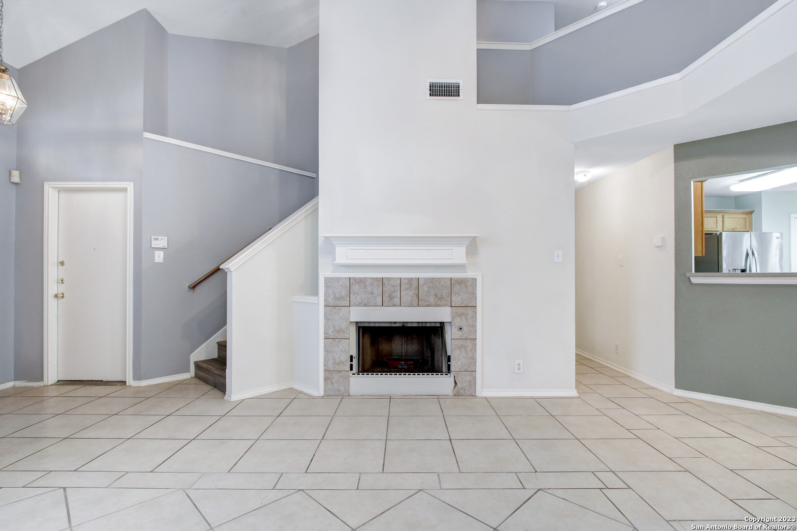 6002 Woodway