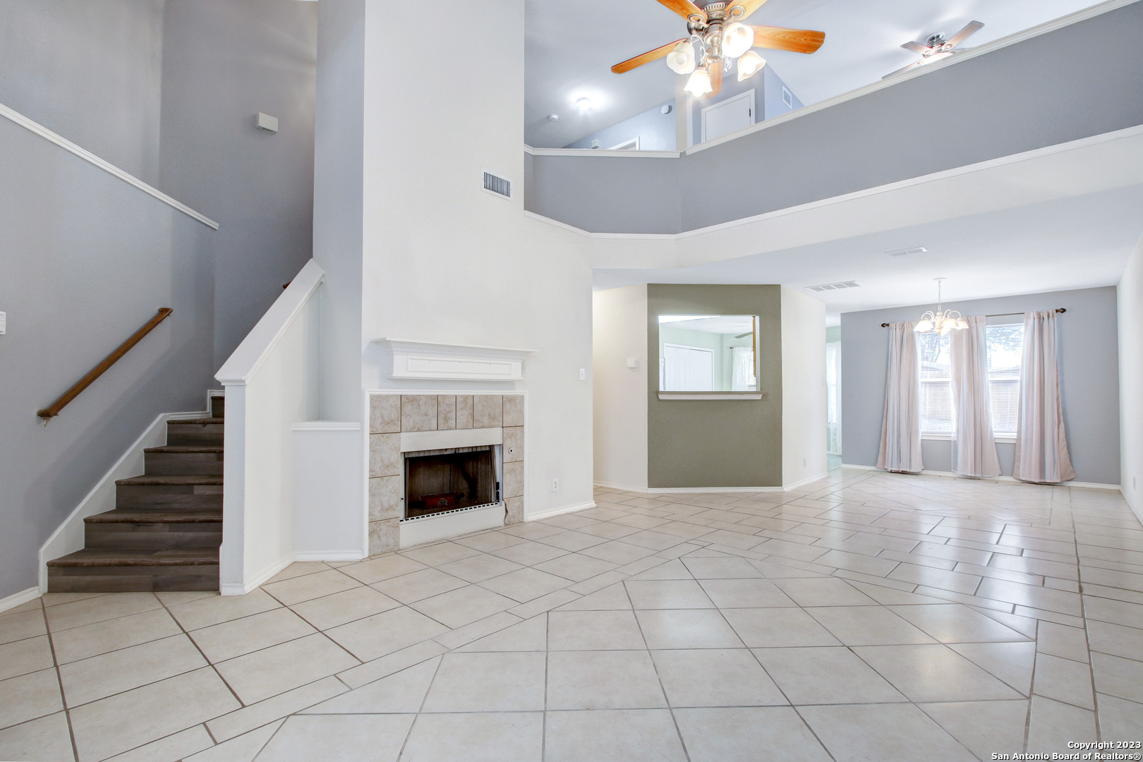 6002 Woodway