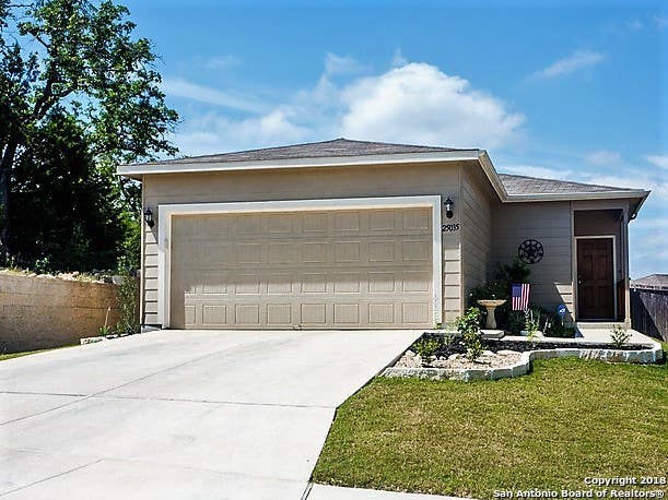 Photo of 25035 CAMBRIDGE WL, San Antonio, TX 78261 (MLS # 2008719)