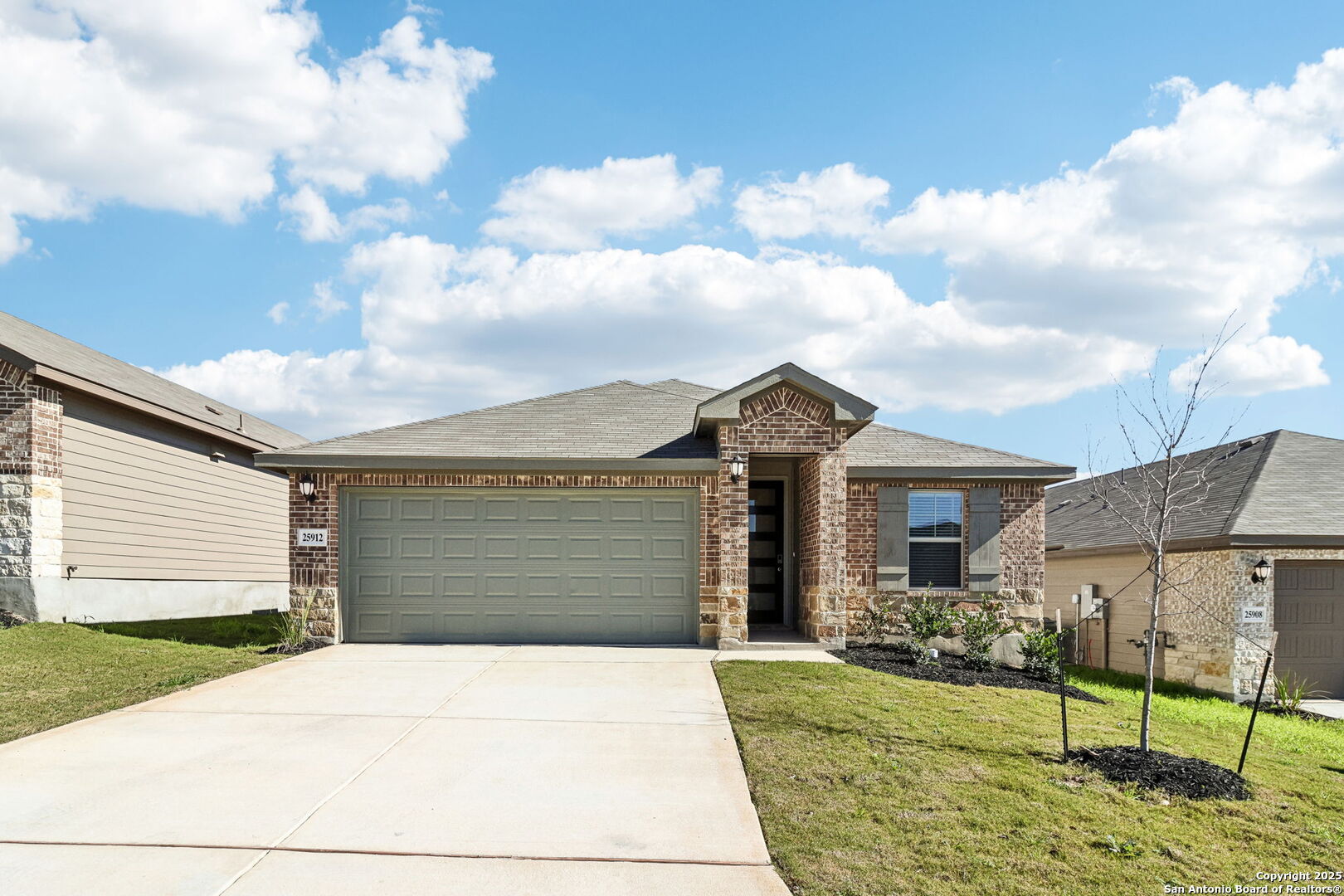25912 Marigold Oaks