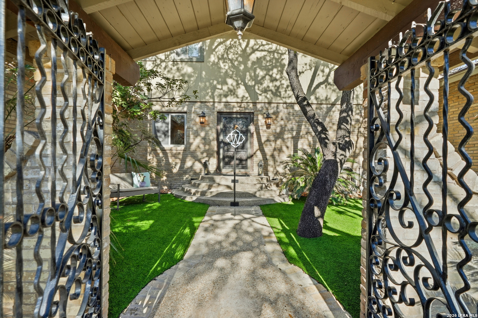 2531 Old Orchard Lane