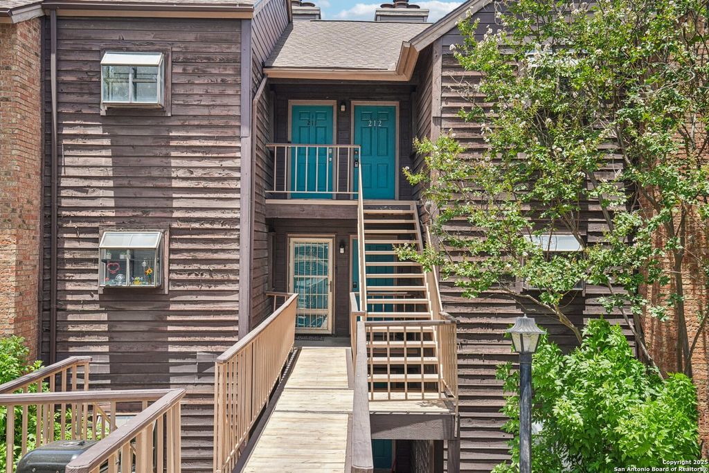 Photo of 4212 Medical Dr 212 #212, San Antonio, TX 78229 (MLS # 1897861)