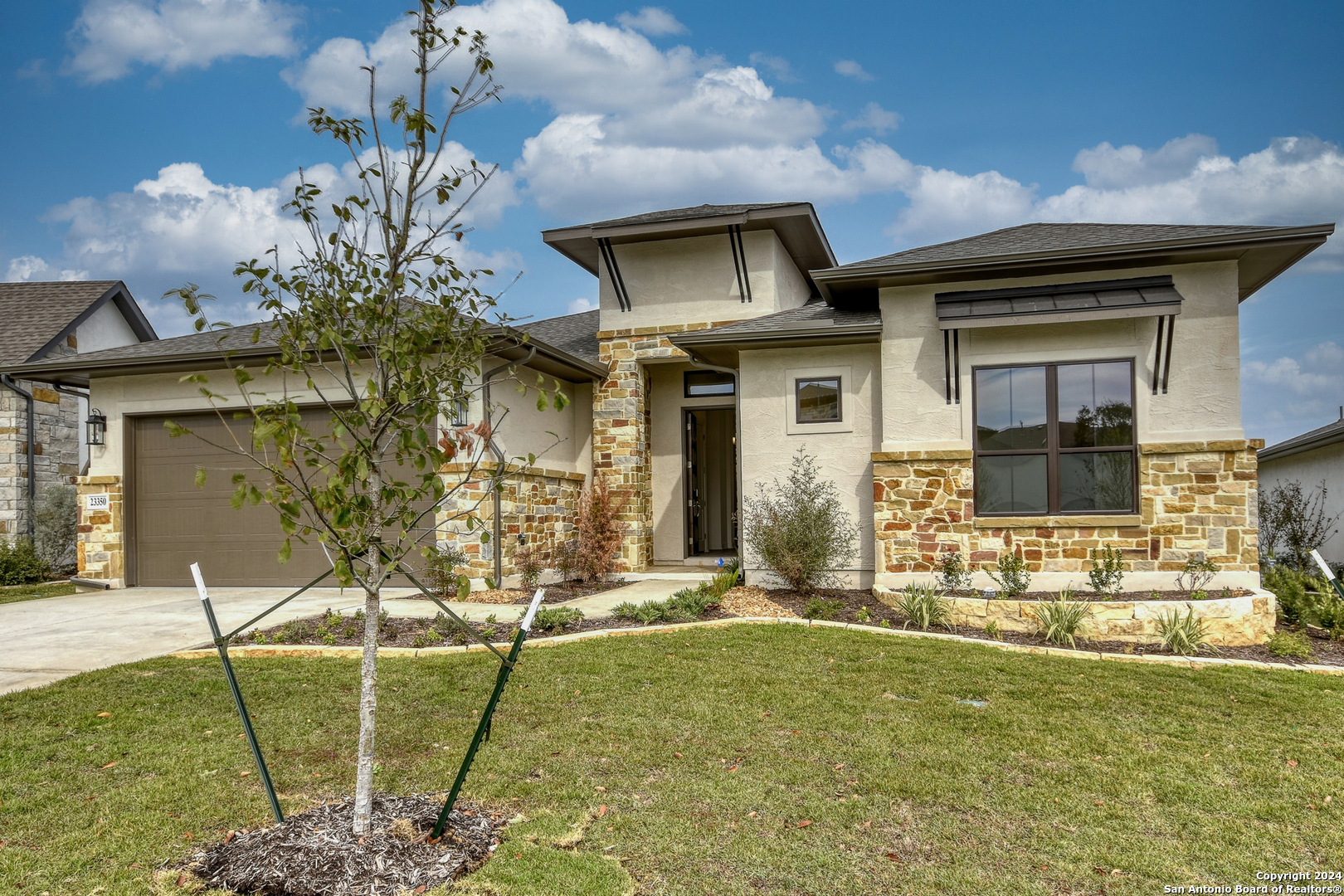 23350 Grande Vista