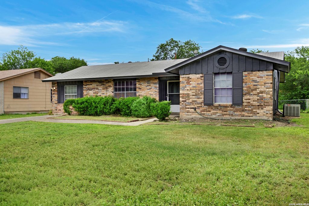 Photo of 4351 SUN GATE ST, San Antonio, TX 78217 (MLS # 1991755)