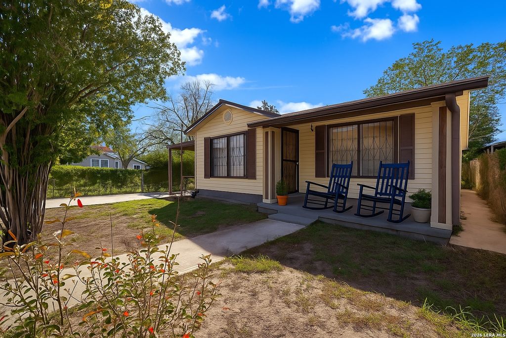 Photo of 254 Bank, San Antonio, TX 78204 (MLS # 1945139)