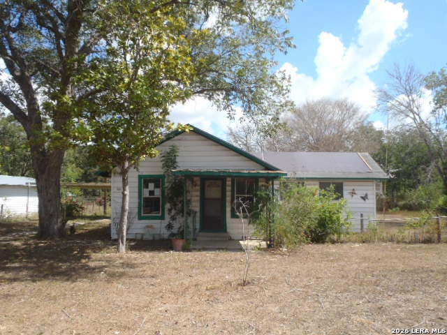 Photo of 921 Pecan St, Seguin, TX 78155 (MLS # 2021151)