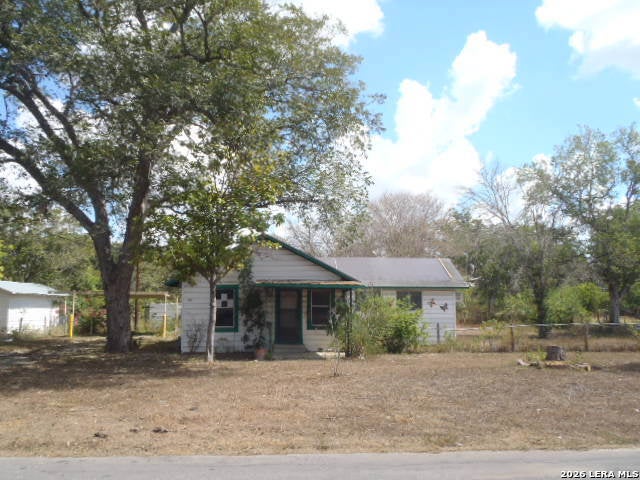 Photo of 921 Pecan St, Seguin, TX 78155 (MLS # 2021151)