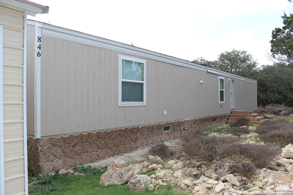 Photo of 846 Inglewood Dr, Canyon Lake, TX 78133 (MLS # 1942027)