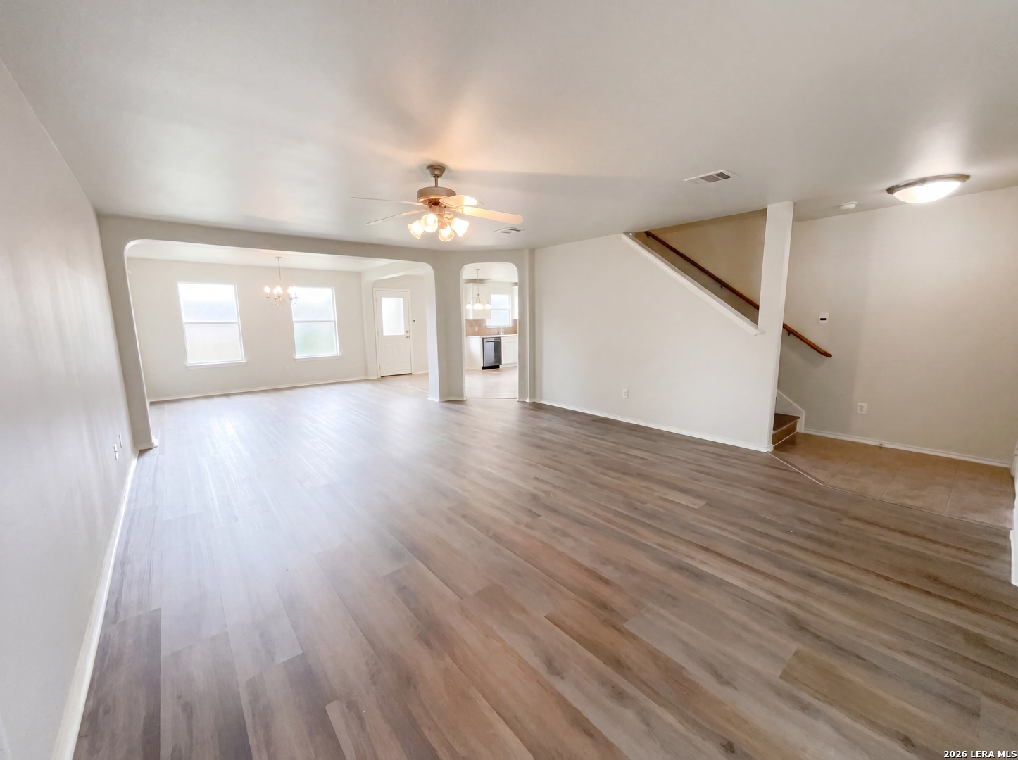907 MAGNOLIA CRST