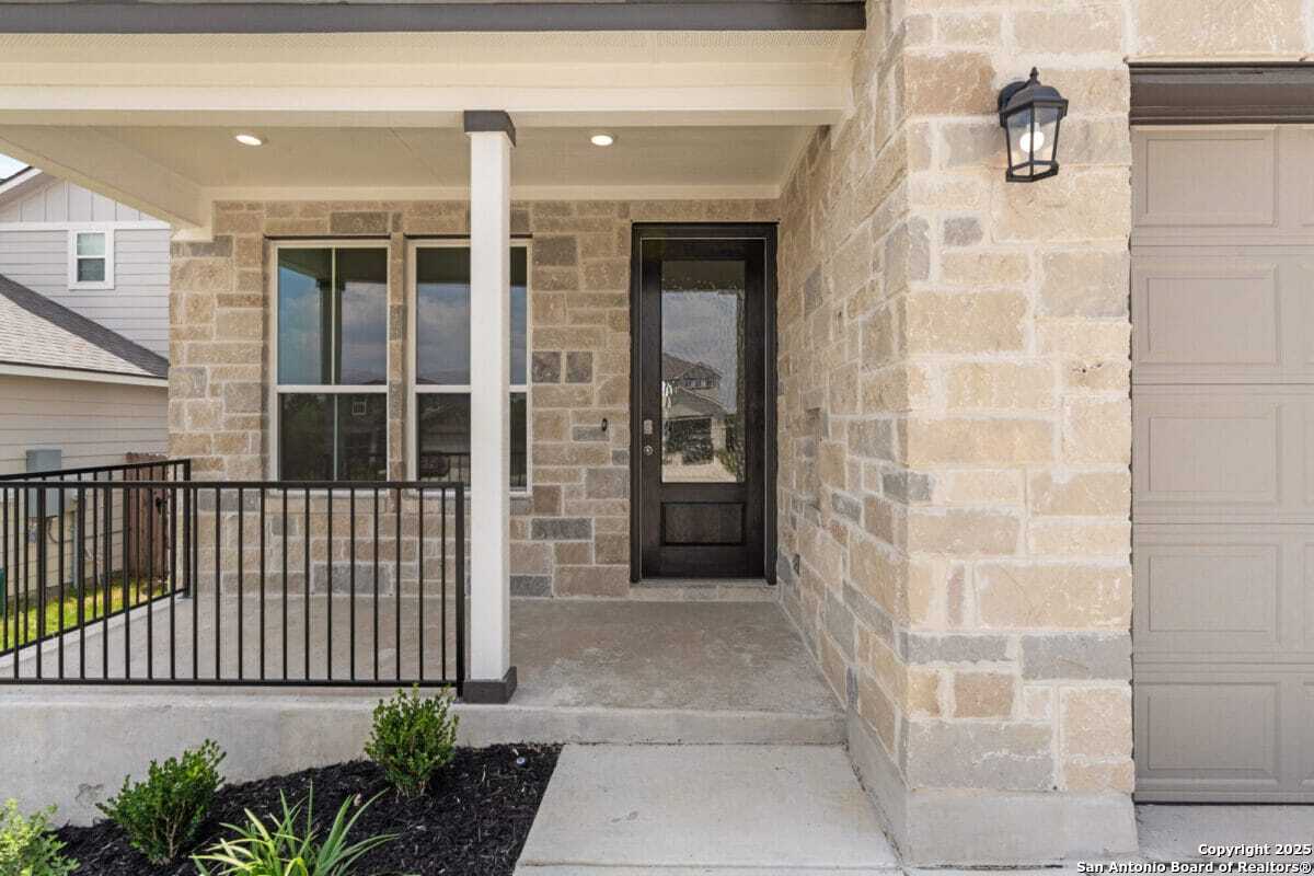 11107 Carlyle Springs