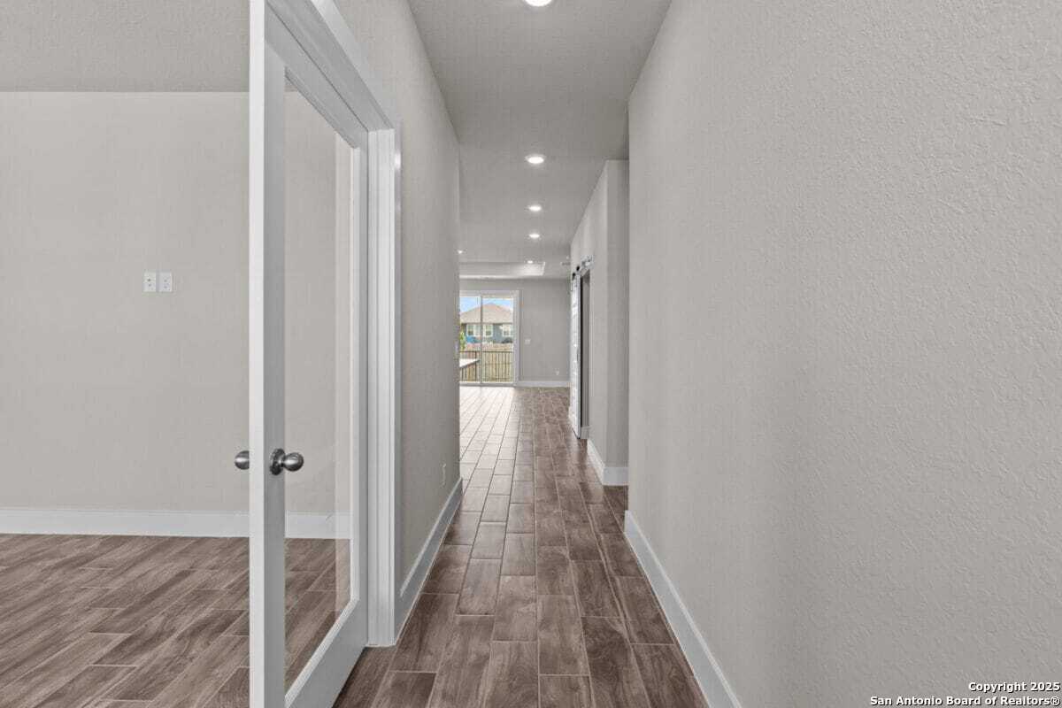 11107 Carlyle Springs