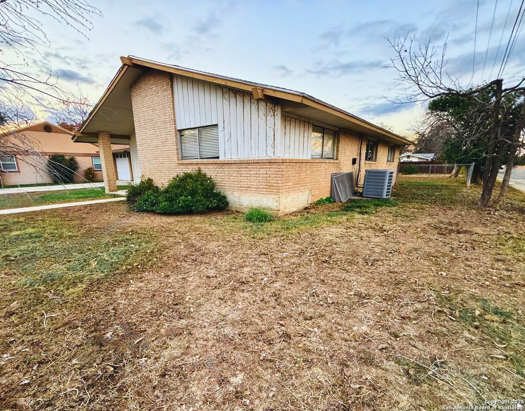 Photo of 738 airline, Uvalde, TX 78801 (MLS # 1929940)