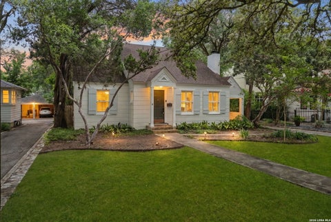 Property photo of 216 Tuxedo Ave, Alamo Heights, TX 78209