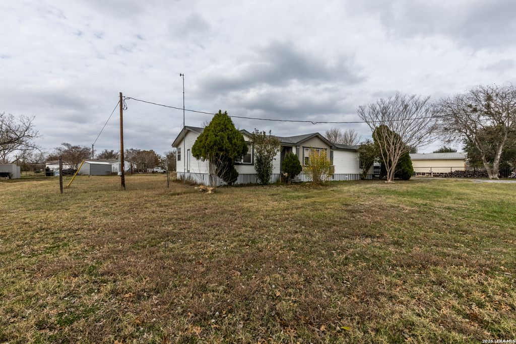 Photo of 5526 Fm 20, Seguin, TX 78155 (MLS # 1948035)