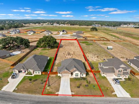 A home in Floresville