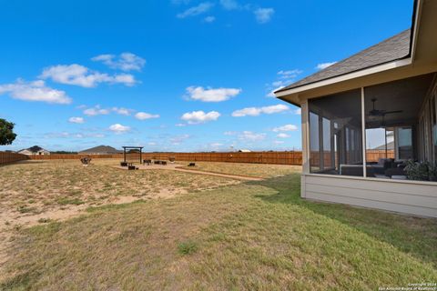 A home in Floresville