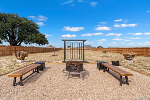 A home in Floresville