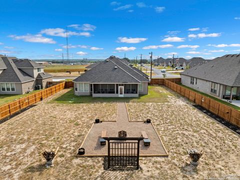 A home in Floresville