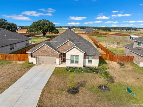 A home in Floresville