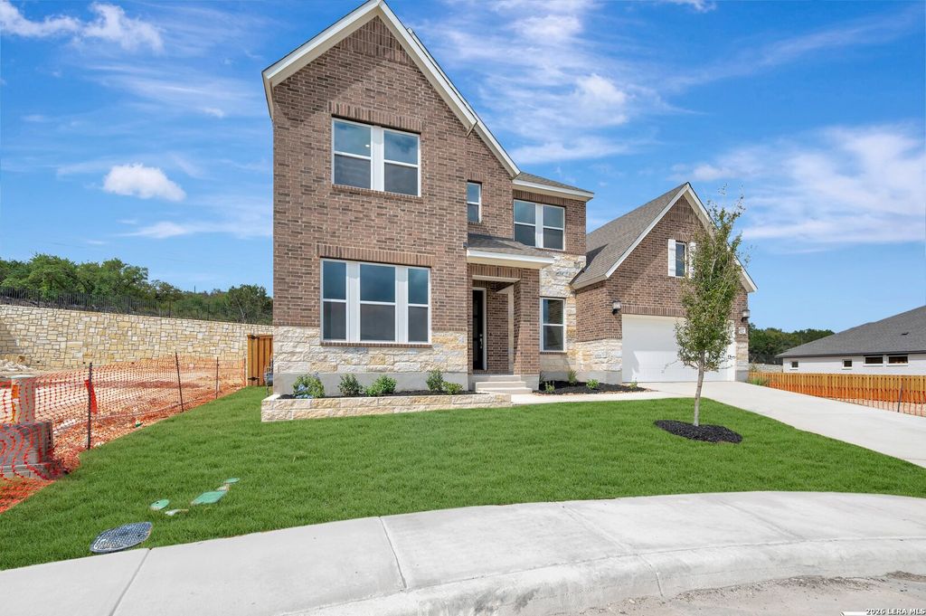 Photo of 10027 Grandview Rd, Boerne, TX 78006 (MLS # 1947555)