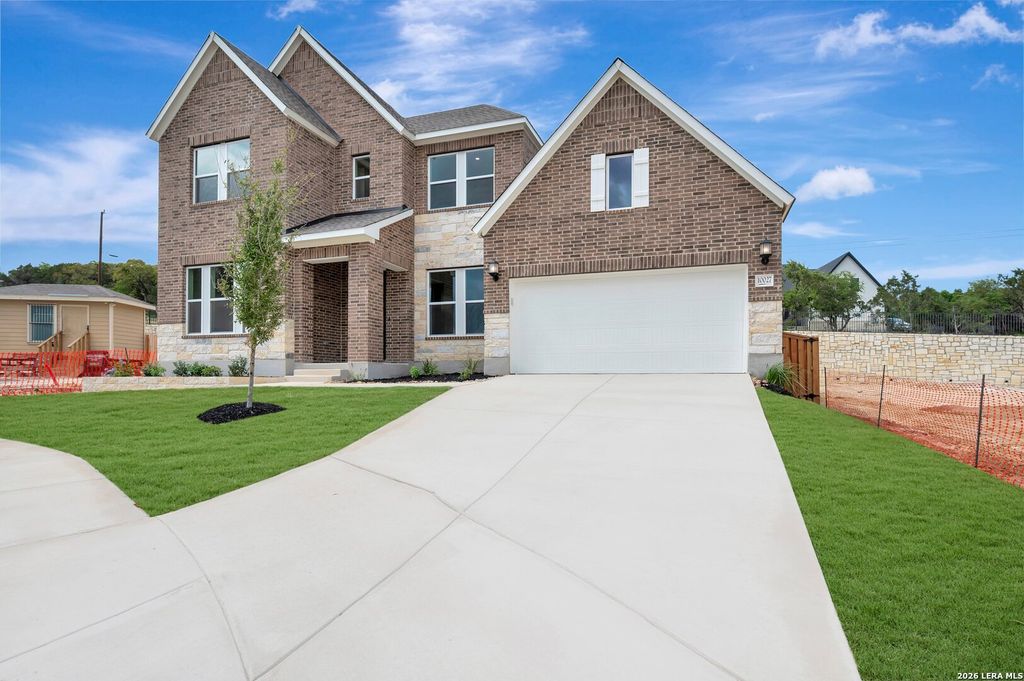 Photo of 10027 Grandview Rd, Boerne, TX 78006 (MLS # 1947555)