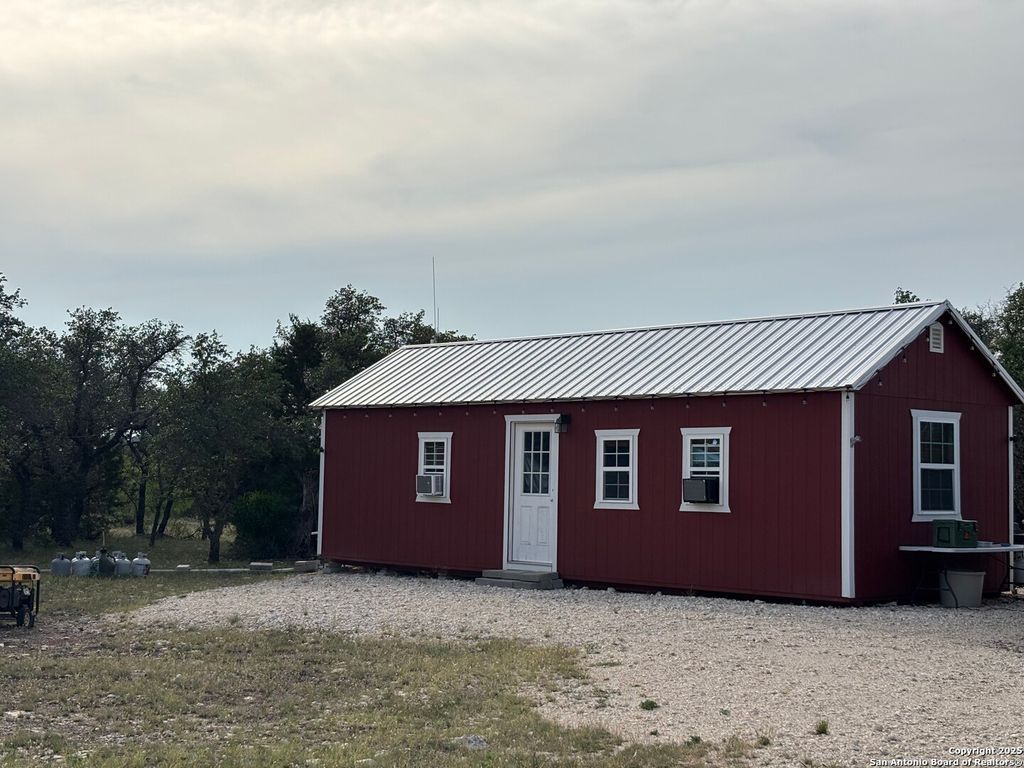 Photo of 1085 Fallow Road, Eldorado, TX 76936 (MLS # 1869964)