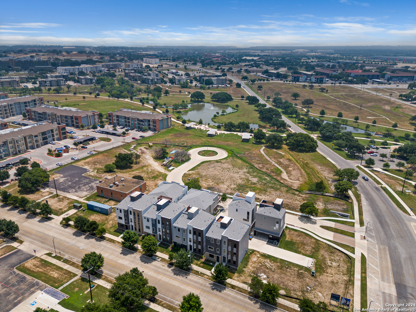7942 KENNEDY HL 8