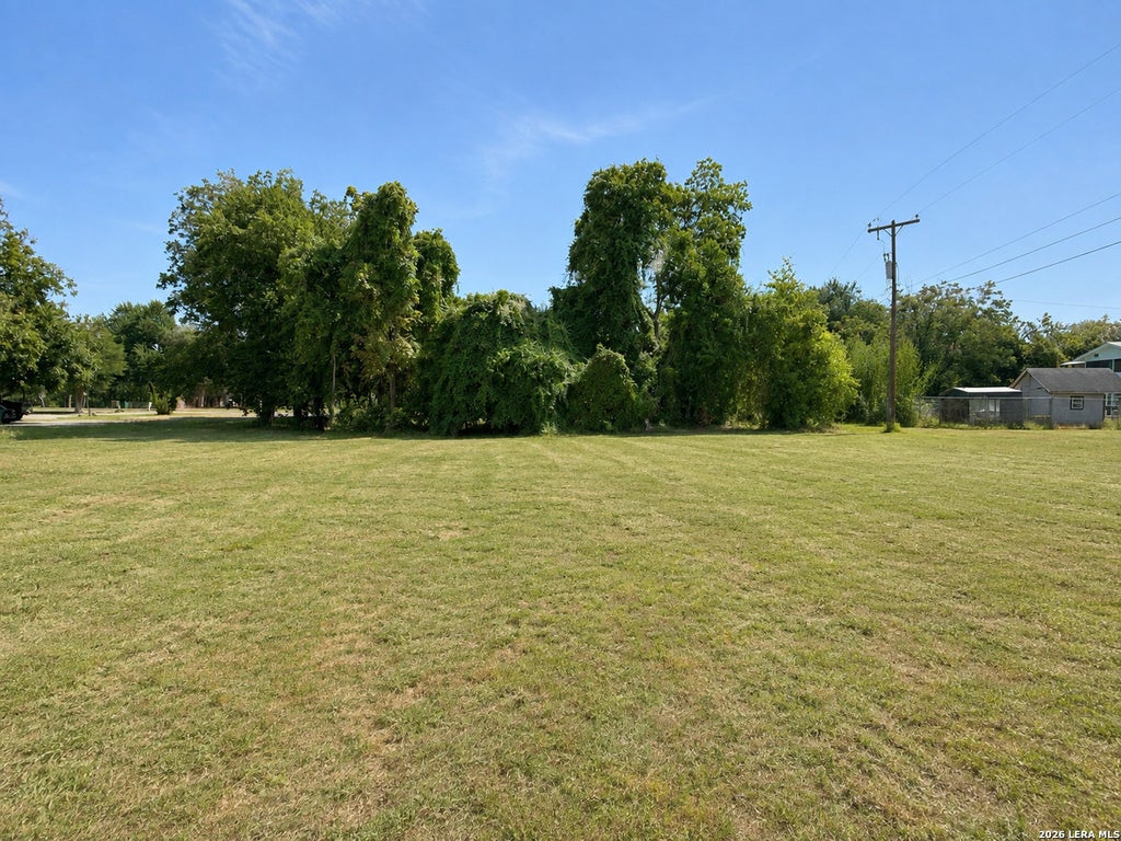 Photo of 105 Navasota, Seguin, TX 78155 (MLS # 2011697)